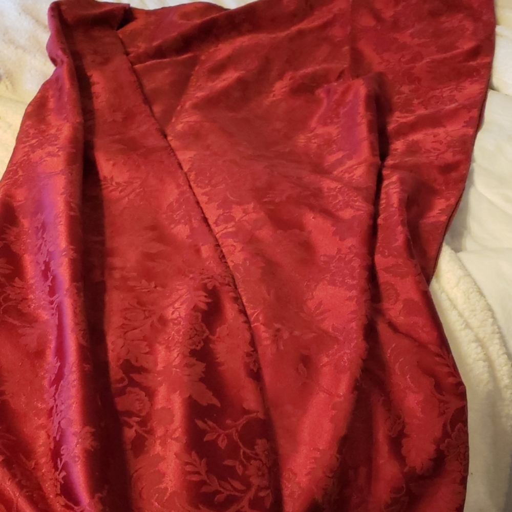 Elegant Tablecloth